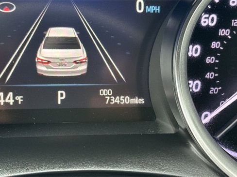 Used 2021 Toyota Camry XLE w/ Navigation Upgrade Package image 42