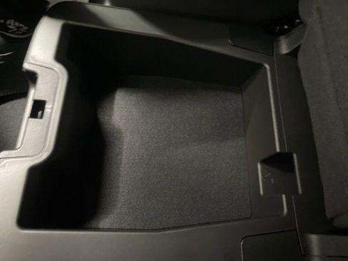 Used 2023 Chevrolet Silverado 1500 LT image 21