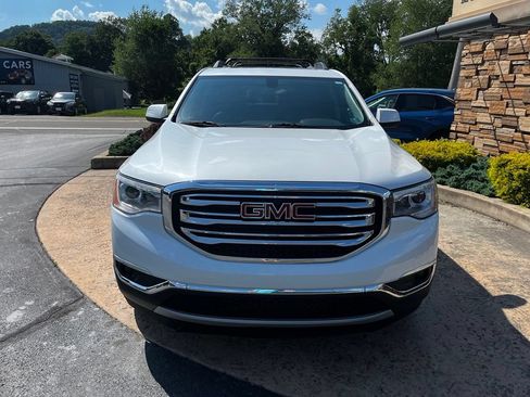 Used 2019 GMC Acadia SLT AWD/4WD image 2