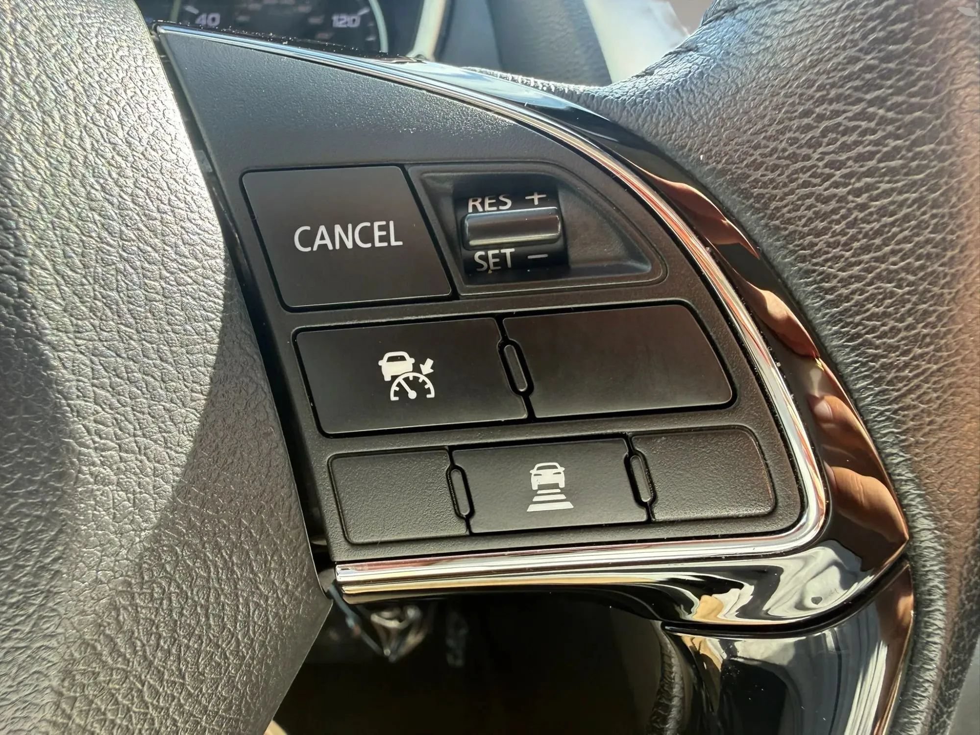 Used 2025 Mitsubishi Eclipse Cross SE AWD/4WD image 13