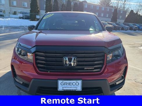 Used 2023 Honda Ridgeline Sport image 2