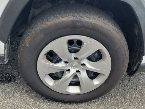 Used 2025 Toyota RAV4 LE AWD/4WD image 10