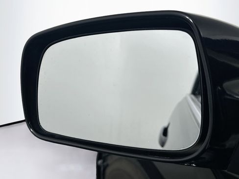 Used 2011 Toyota Camry LE w/ LE Extra-Value Pkg image 16