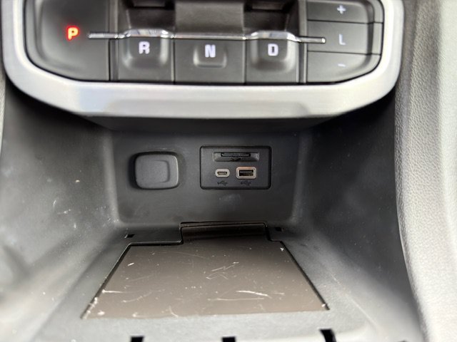 Used 2023 GMC Acadia SLT AWD/4WD image 37