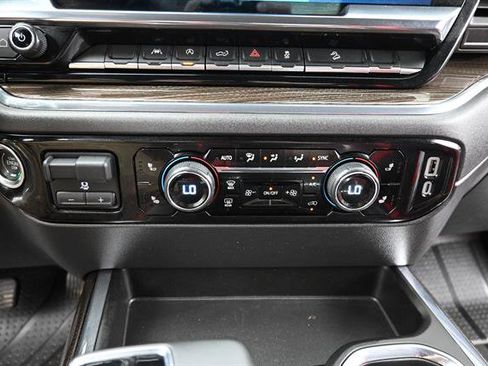 Used 2024 Chevrolet Silverado 1500 LT Trail Boss AWD/4WD image 13
