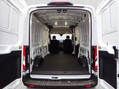 New 2026 Ford Transit 250 148 Medium Roof Extended AWD image 9
