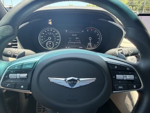 Used 2023 Genesis G70 2.0T w/ Sport Prestige Package RWD image 30