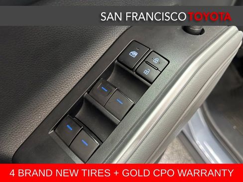 Certified 2021 Toyota Highlander XLE AWD/4WD image 37