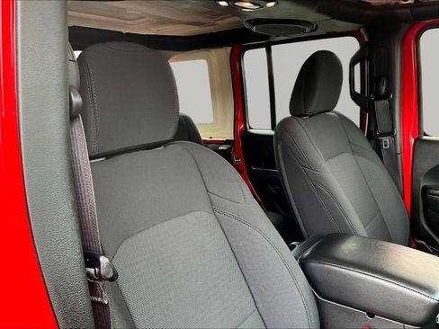 Used 2022 Jeep Wrangler Unlimited Sport AWD/4WD image 29