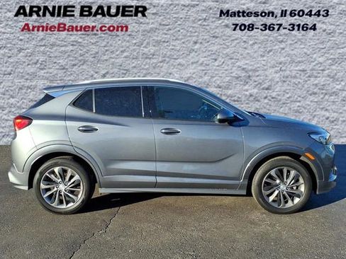 Used 2022 Buick Encore GX Essence w/ Advanced Technology Package FWD image 4