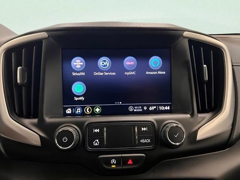 Certified 2024 GMC Terrain SLT AWD/4WD image 17