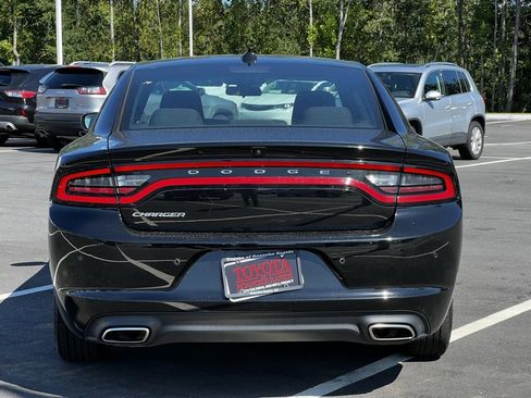Used 2023 Dodge Charger SXT image 10