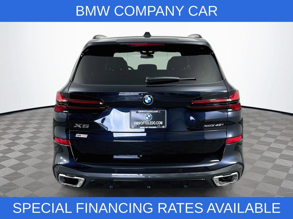 Used 2026 BMW X5 xDrive40i w/ M Sport Package AWD/4WD image 7