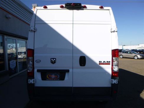 Used 2018 RAM ProMaster 1500 w/ Interior Convenience Group image 20