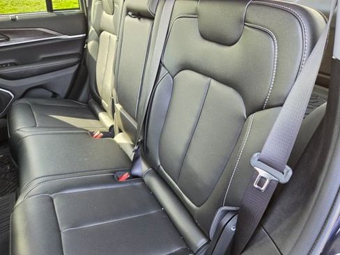 Used 2024 Jeep Grand Cherokee Limited 4xe image 11