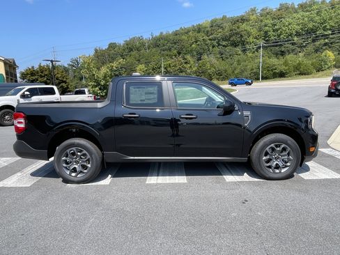 New 2025 Ford Maverick XLT w/ XLT Luxury Package AWD/4WD image 4