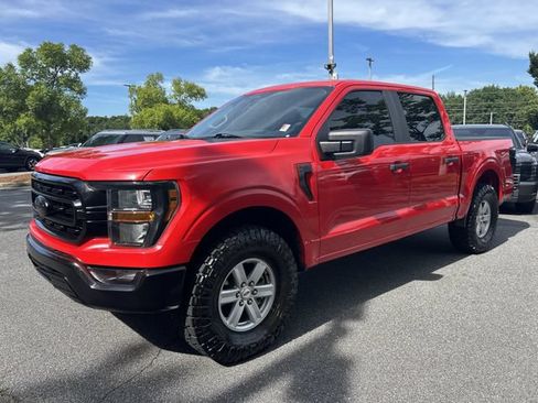 Used 2023 Ford F150 XLT RWD image 3