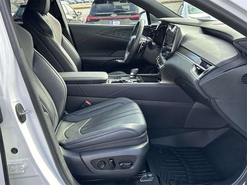 Used 2024 Lexus RX 350 AWD image 6