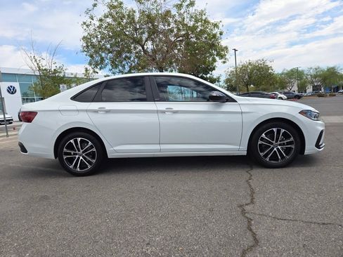 Certified 2026 Volkswagen Jetta Sport FWD image 7