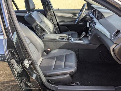 Used 2014 Mercedes-Benz C 250 Sedan image 37