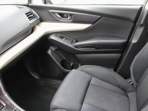 Used 2019 Subaru Ascent Premium image 29
