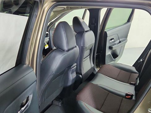 New 2026 Nissan Kicks SR w/ Cold Weather Package image 32