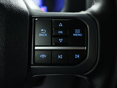 Used 2025 Ford F150 Lightning XLT AWD/4WD image 21