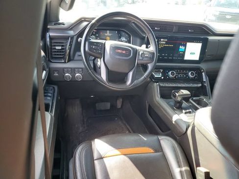 Used 2024 GMC Sierra 1500 AT4 AWD/4WD image 11