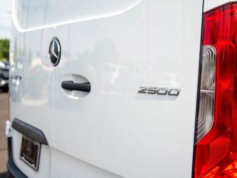 Used 2024 Mercedes-Benz Sprinter 144 Cargo image 16