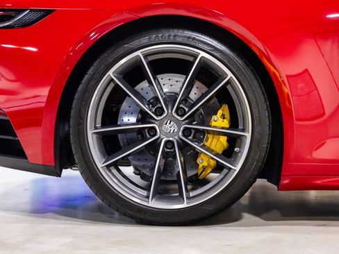 Used 2021 Porsche 911 Targa 4S Heritage Design image 26