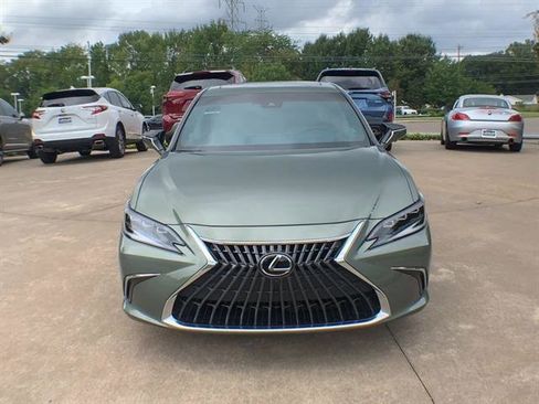 Certified 2024 Lexus ES 300h Ultra Luxury image 3