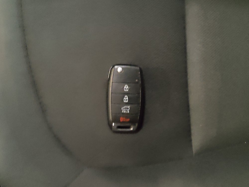 Used 2019 Kia Soul + FWD image 32