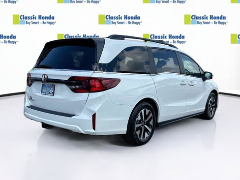 Certified 2026 Honda Odyssey EX-L image 8