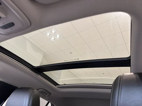 Used 2023 Buick Encore GX Essence w/ Experience Buick Package FWD image 29