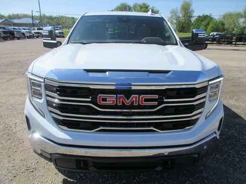 New 2026 GMC Sierra 1500 SLT w/ SLT Premium Plus Package AWD/4WD image 13