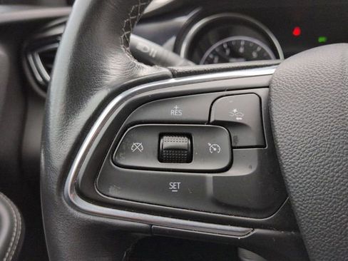 Used 2021 Buick Encore GX Select image 15