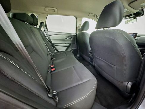 Used 2024 Nissan Rogue S FWD image 33