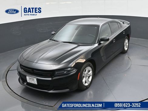 Used 2019 Dodge Charger SXT image 43