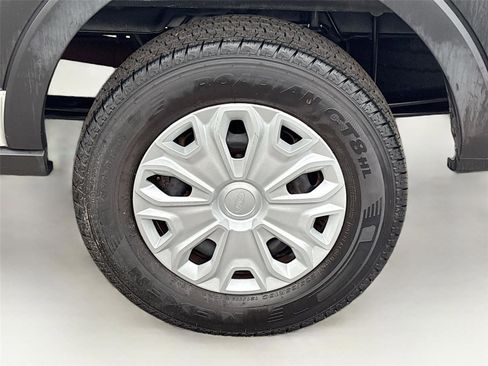 Used 2023 Ford Transit 350 XLT image 32