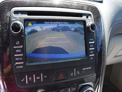 Used 2015 Buick Enclave Premium w/ Experience Buick Package image 21