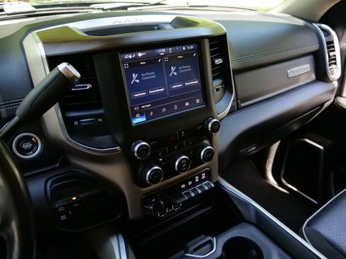 Used 2022 RAM 2500 Laramie AWD/4WD image 18