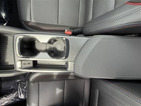 New 2025 Chevrolet Equinox EV RS image 28