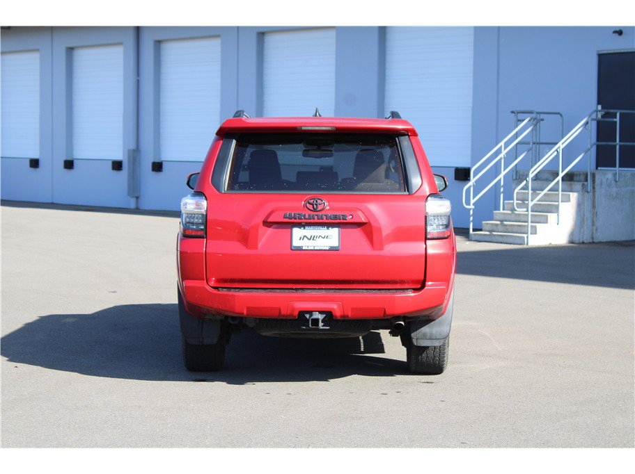 Used 2019 Toyota 4Runner SR5 Premium AWD/4WD image 3