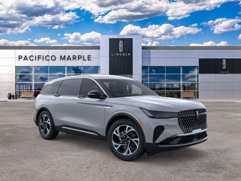 New 2026 Lincoln Nautilus Premier AWD/4WD image 7