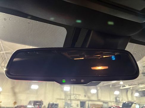 Certified 2021 Toyota Tacoma TRD Off-Road image 18