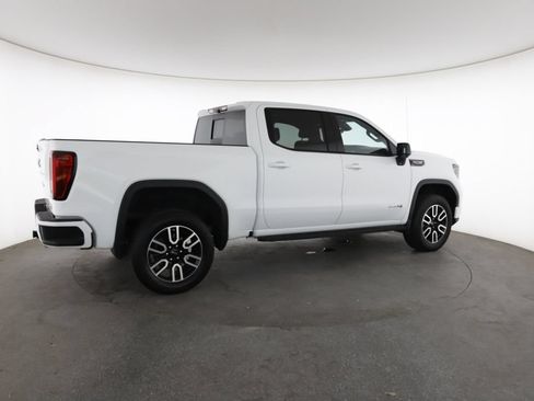 Used 2023 GMC Sierra 1500 AT4 w/ AT4 Premium Package AWD/4WD image 13