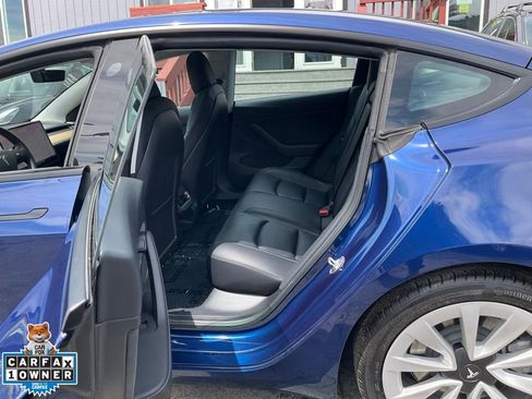 Used 2022 Tesla Model 3 Long Range AWD/4WD image 8
