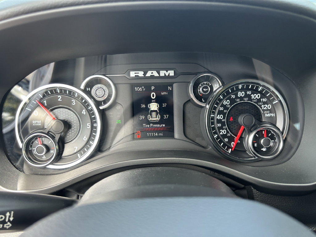 Used 2023 RAM 1500 Big Horn AWD/4WD image 43
