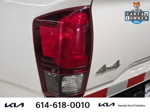 Used 2021 Toyota Tacoma SR AWD/4WD image 16