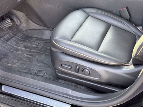 Used 2025 Buick Envista Avenir image 17